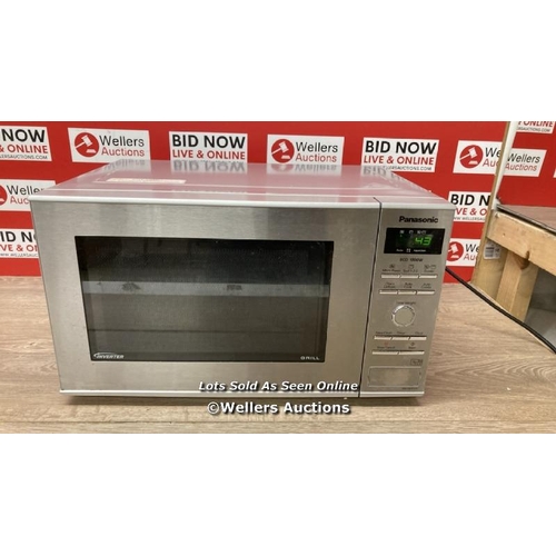 1081 - PANASONIC GRILL MICROWAVE (NN-GD37HSBPQ) / POWERS UP / SIGNS OF USE / E55