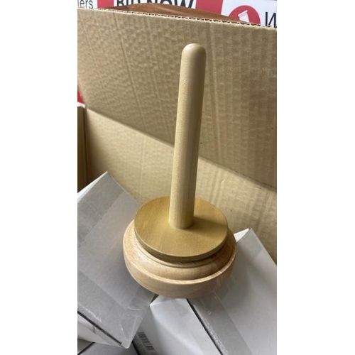 1098 - 6 X WOOD SPINNING YARN HOLDER / APPEARS NEW   / F32