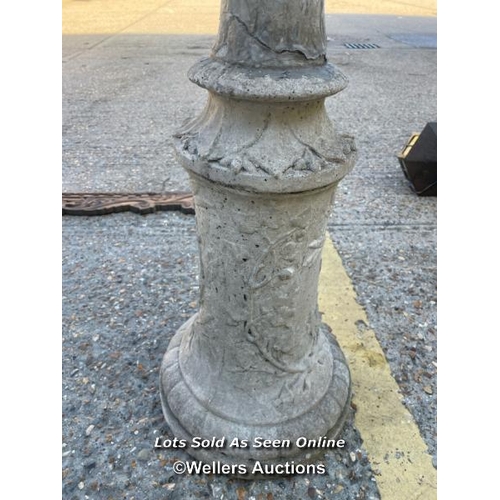 10 - Reconstituted stone Victorian style lamp post with metal spire top, total height 200cm, 41cm w / Con... 