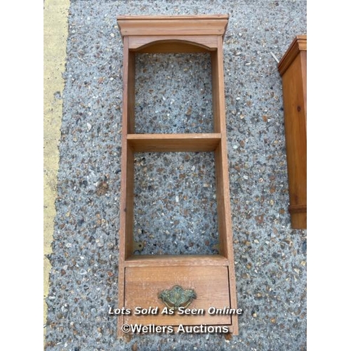 28 - Ten pieces of pine farmhouse furniture including a mirror, corner shelf etc / Container no: BM000526