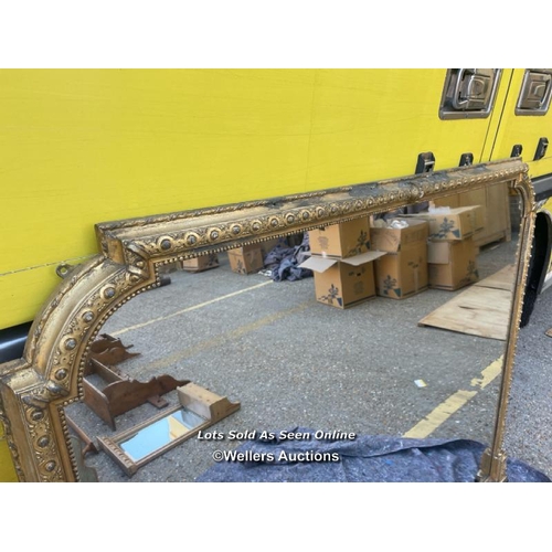 32 - A 19th century ornate giltwood framed mirror, original glass in very good condition, made by Ciceri,... 