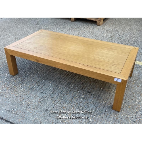 40 - Large wooden coffee table, 41cm h x 150cm l x 80cm w / Container no: BM000829