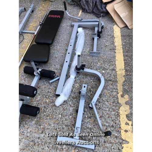 50 - York Fitness multi-gym with included barbell but no weights / Container no: BM000829