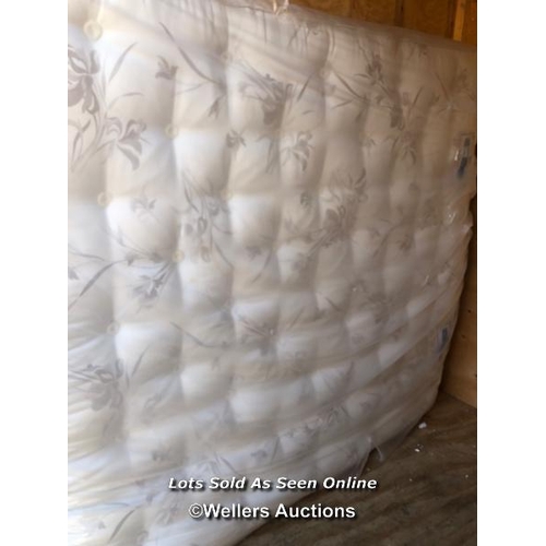 53 - The Himalaya range Makalu 2000 matress, in good condition, 24cm h x 175xcm w x 196cm l / Container n... 