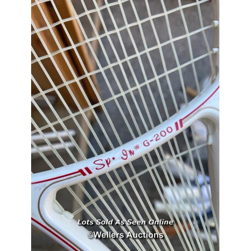 67 - Approx x12 Spin tennis rackets, new old stock / Container no: BM000129