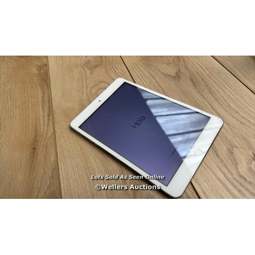 2004 - APPLE IPAD MINI / SILVER / 16GB / SERIAL NO. DLXKKBLRF196 / I-CLOUD LOCKED