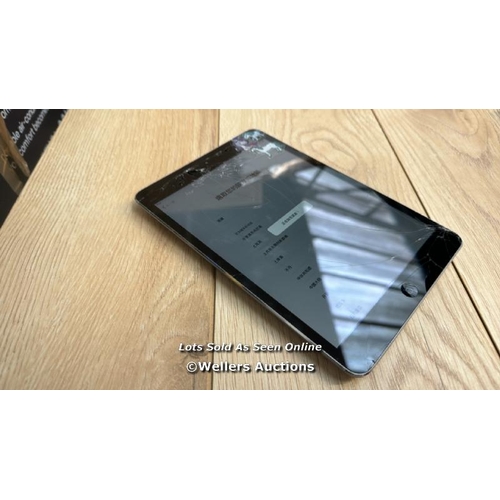 2010 - APPLE IPAD MINI 2 / SPACE GREY / 16GB / SERIAL NO. F9FRVJZ3FCM5 / I-CLOUD LOCKED / SCREEN DAMAGE