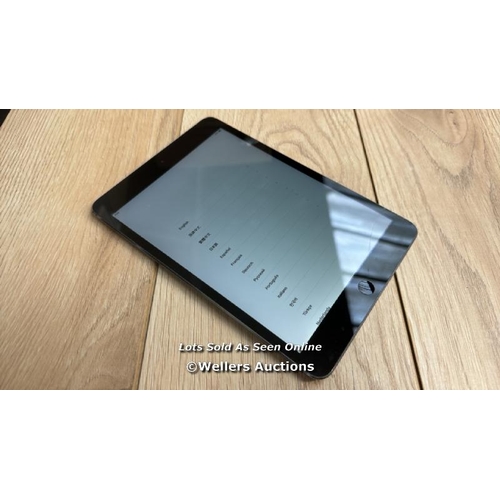 2015 - APPLE IPAD MINI 2 / A1489 / SPACE GREY / 16GB / SERIAL NO. DLXLWG6AFCM5  / I-CLOUD LOCKED / CRACKED ... 