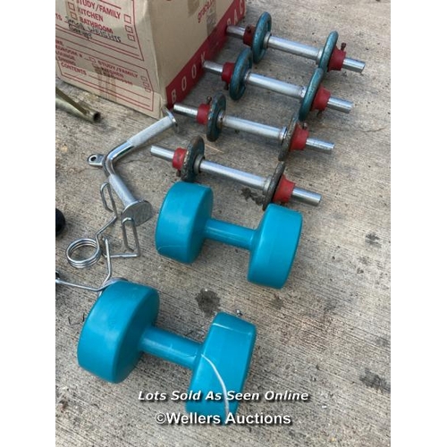 16 - Job lot of assorted gym equipment attachments and accessories incl. weights, tricep pulldown rope an... 