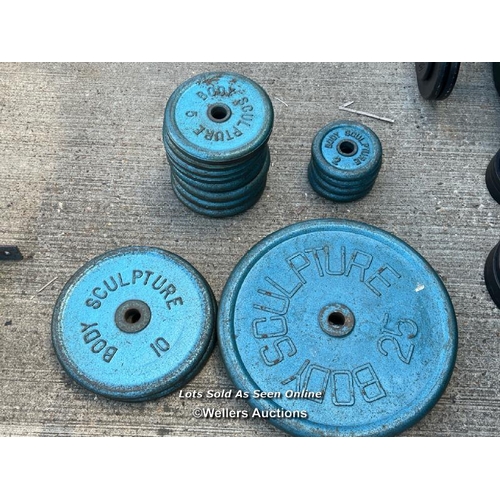 21 - Sixteen Body Sculpture weight plates, incl. x2 25kg, x2 10kg, x8 5kg and x4 2kg / JGS442