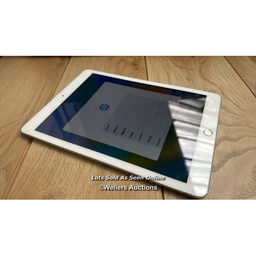 2173 - APPLE IPAD 5 / A1822 / 32GB / SILVER / SERIAL NO. GCGVNDV7HLFC / I-CLOUD LOCKED / E85