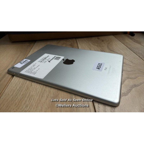 2266 - I-CLOUD UNLOCKED: APPLE IPAD 10.2