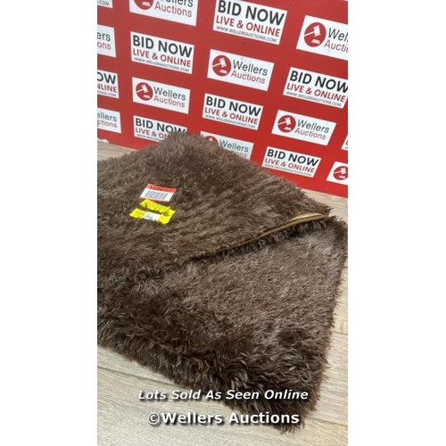 1060 - EBERN DESIGNS MARDELLA SOLID COLOUR BROWN AREA RUG / RUG SIZE: RECTANGLE 60 X 110CM / RRP:  15.99 / ... 