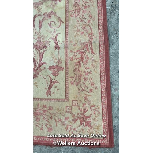 97 - A Laura Ashley Malmaison rug, 235.5 x 156.5cm (Lot subject to VAT)