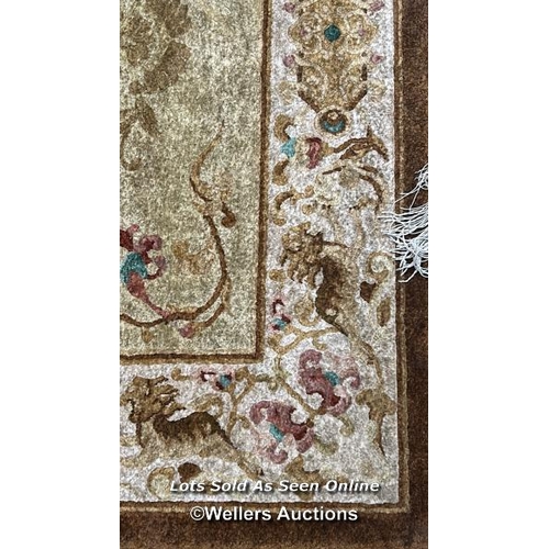 98 - Oriental style floral rug, 186 x 122cm