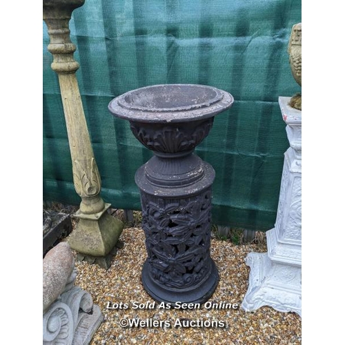 101 - p0049 Marble fibre stone lantern vase, H:91cm x W:45cm