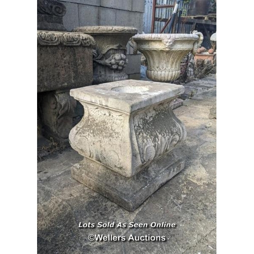 47 - s0127 Reconstituted stone scroll plinth, H: 44cm x Top: 39cm x 34cm