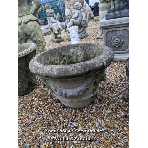 90 - p0067 Small reconstituted stone draped vase, H:34cm x W:49cm