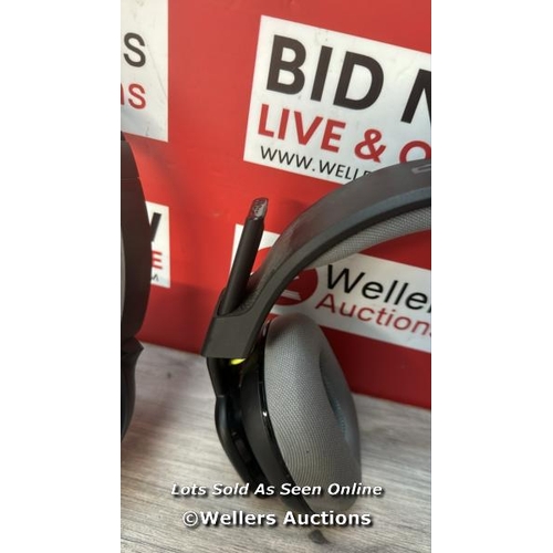 8582 - 1 X BOSE OVER EAR HEADPHONES AND 1 X ASTRO HEADPHONES / SIGNS OF USE