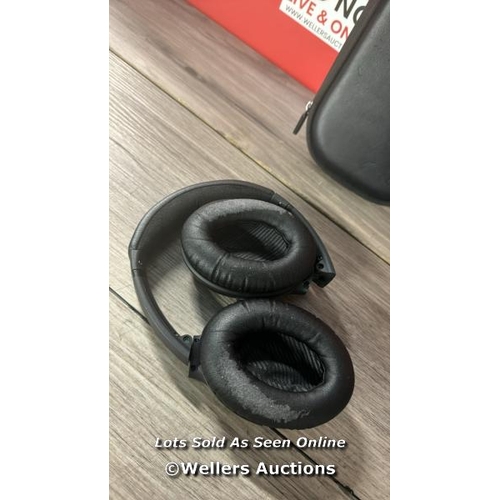 8592 - BOSE OVER EAR HEADPHONES