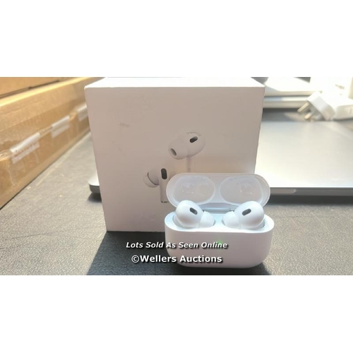 8708 - APPLE AIRPODS PRO (2ND GEN) MTJV3ZM/A / POWERS UP / CONNECTS TO BUETOOTH AND PLAYS MUSIC