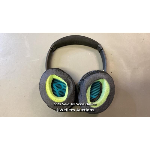 9504 - BOSE QC25 HEADPHONES WITH CASE - FOAM DAMAGED