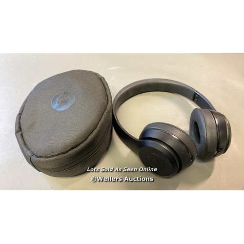 9509 - WIRELESS BEATS MODEL: A1796 HEADPHONES