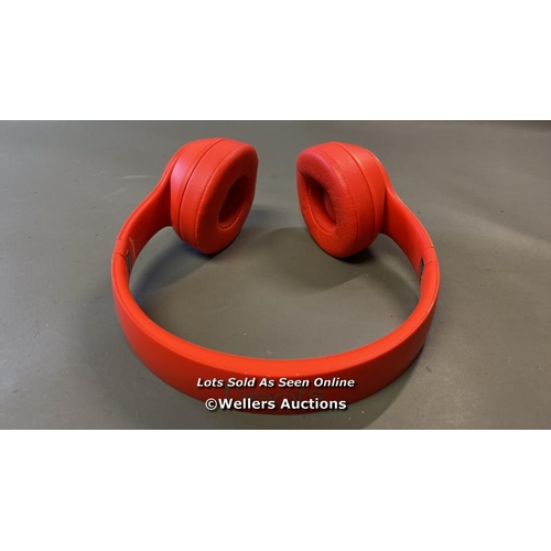 9518 - BEATS SOLO 3 WIRELESS  HEADPHONES RED WITH CASE