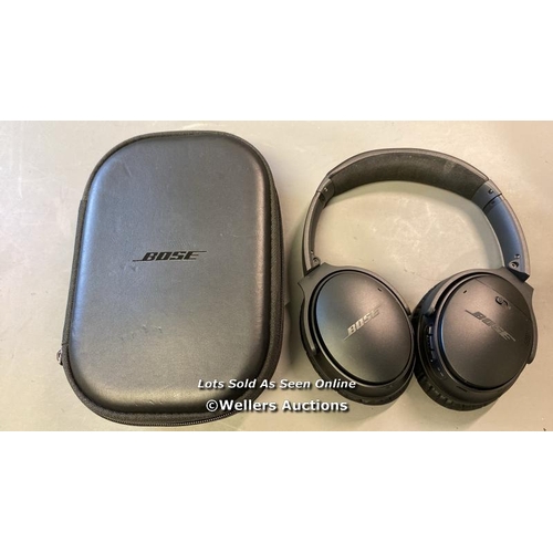 9519 - BOSE QC35 MODEL: 425948  HEADPHONES WITH CASE