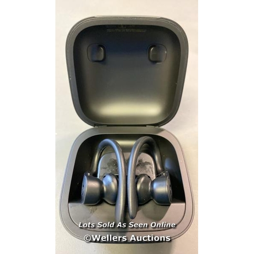 9553 - EARPHONES IN CASE BEATS MODEL: A2078