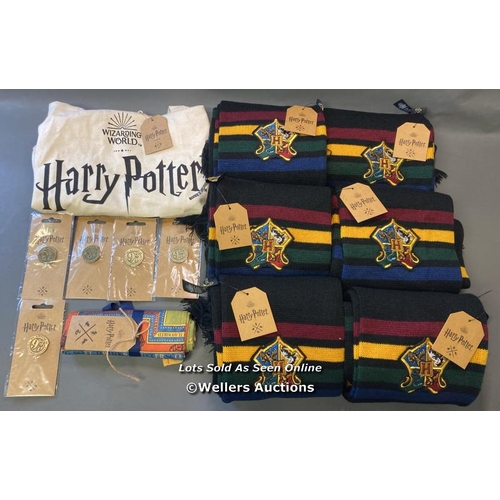 9655 - HARRY PORTER SCARFS X6 + BAG + PLATFORM 9 3/4 BADGE X5 + HARRY POTTER BUTTERBEER TEA TOWEL / BRAND N... 