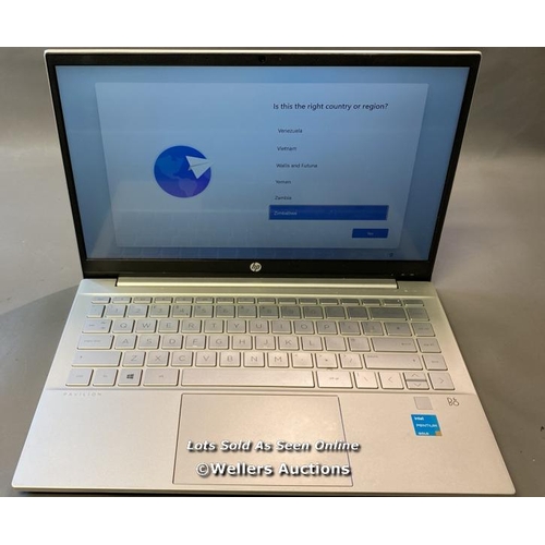 9680 - LAPTOP: HP 128 GD HD INTEL PENTIUM GOLD 750S @ 2.GHZ 4GB RAM WIN 11