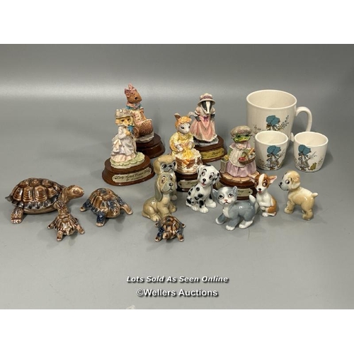 153 - Group of animal figurines including Wade dogs and Tortoise family, Leonardo Collection animals with ... 