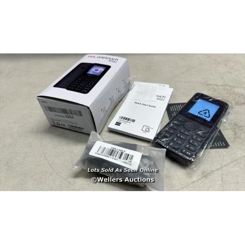 TCL 4021 Gebruiksvriendelijke mobiele telefoon, 4,6 cm (1,8 inch) 2G-display, achteruitrijcamera, 4 MB RAM, 4 MB ROM, 1030 mAh batterij