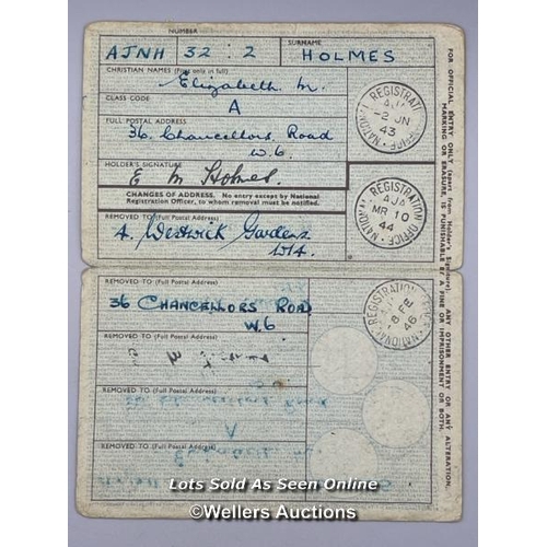 124 - A selection of original WW2 British Ministry of Food ration books, clothing books and a National Reg... 