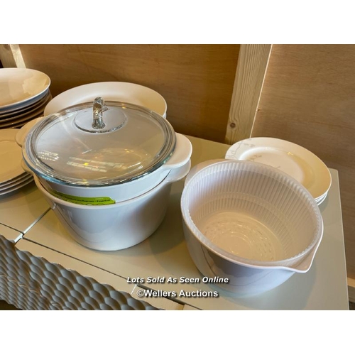 10 - Assorted kitchenware and crockery incl. jigsaw and maxwell williams / Container No: XX02321