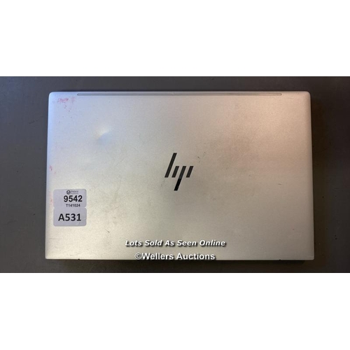 9542 - LAPTOP: HP CORE 15-10210U @1.6 GHZ 8GB RAM 500GB HD WIN 11 - SCREEN DAMAGED