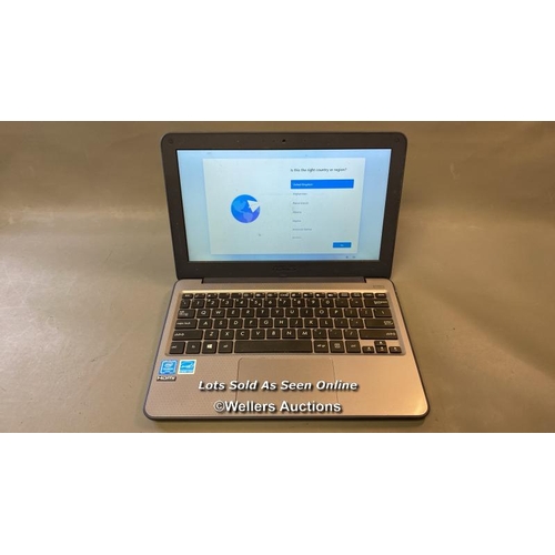 9550 - LAPTOP: ASUS INTEL CELERON N3350 @1. 1GHZ 4GB RAM WIN 11