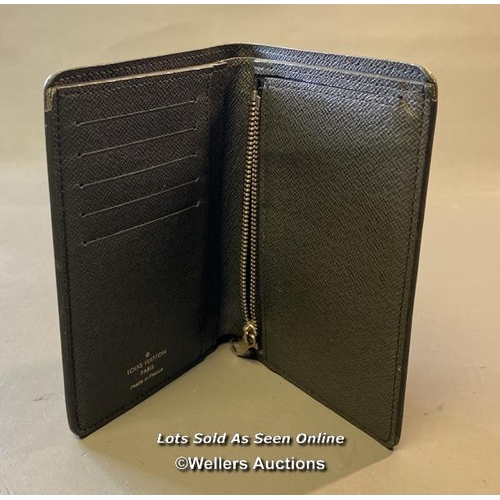 9559 - LOUIS VUITTON PARIS WALLET