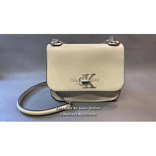 9562 - CALVIN KLEIN HANDBAG