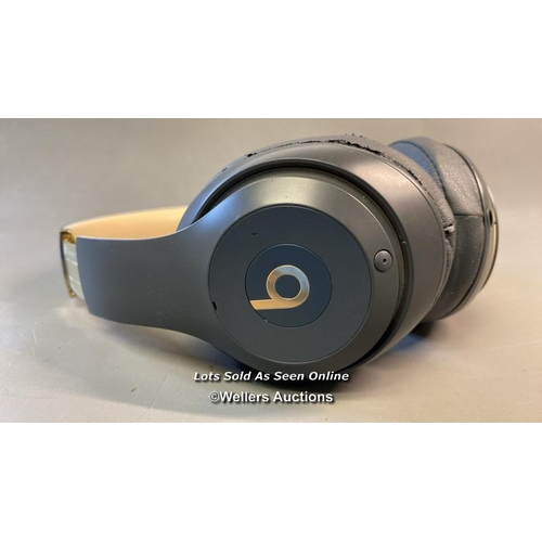 9587 - HEADPHONES  BEATS - FOAM DAMAGED