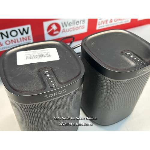 8195 - SONOS PLAY 1 SPEAKER SET / SONOS PLAY 1 SPEAKER SET / BOTH POWER UP, NOT FULLY TESTED, SIGNS OF USE ... 