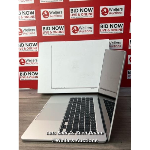 8214 - APPLE MACBOOK AIR 15.3