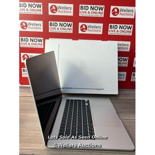 8214 - APPLE MACBOOK AIR 15.3