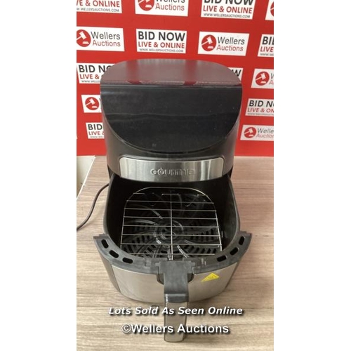 1 - GOURMIA 6.7L DIGITIAL AIR FRYER / POWERS UP / SIGNS OF USE / W1