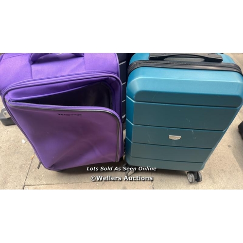 3065 - PRE OWNED X2 AWAY IT LUGAGAE AND SUITCASE / E68