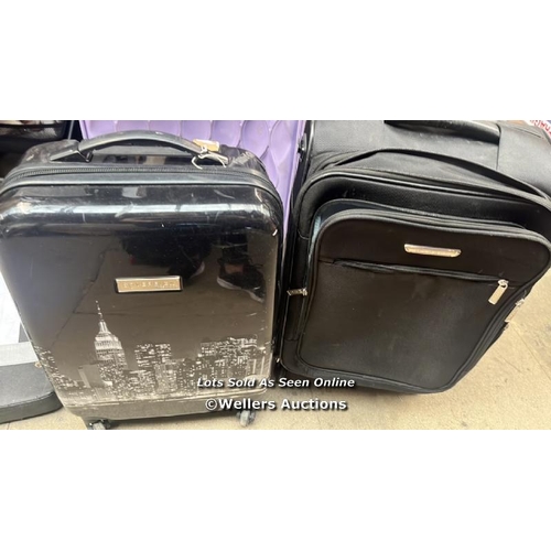 3067 - PRE OWNED X2 AWAY SUITCASE SOVERIGN AND CARRY LITE SUITCASE / E68