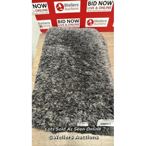 2115 - TOWN & COUNTRY LIVING CONFETTI SHAG ACCENT RUG (68CM X 114CM) / APPEARS NEW OPEN BOX / E18