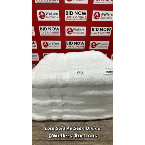 2121 - GRANDEUR BATH TOWELS BALE / APPEARS NEW OPEN BOX / E17