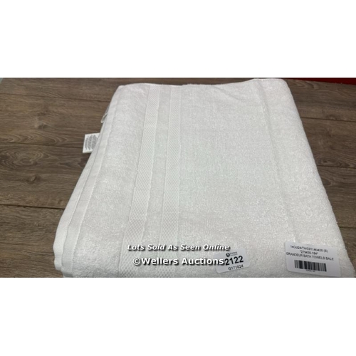 2122 - GRANDEUR BATH TOWELS BALE / APPEARS NEW OPEN BOX / E19